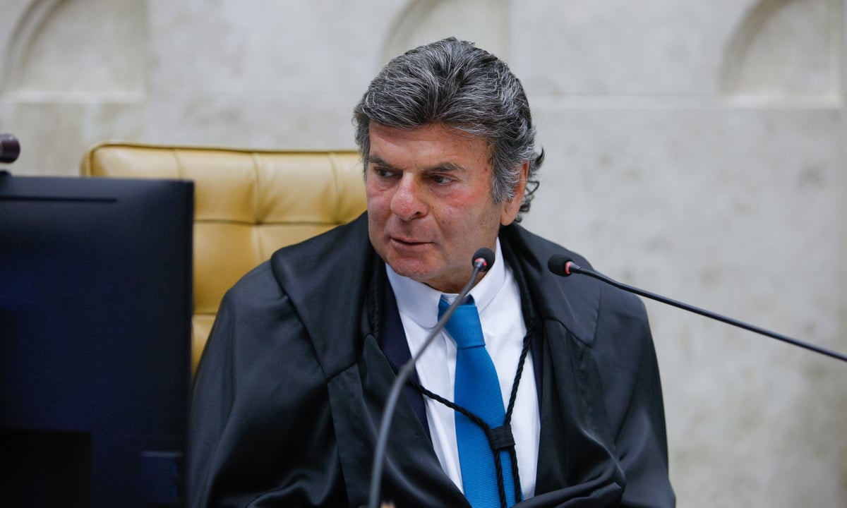 Fux repudia nova tentativa de Bolsonaro de 'colocar em xeque' as